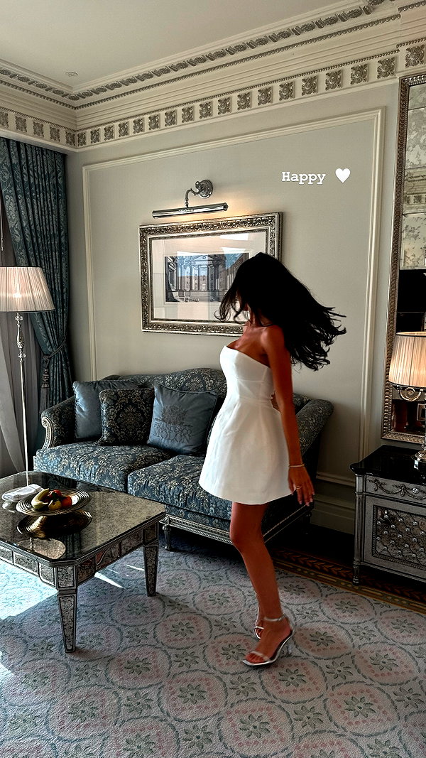 zoeliss instagram image archive image