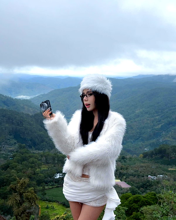 lyhythuedoxinh instagram image archive image