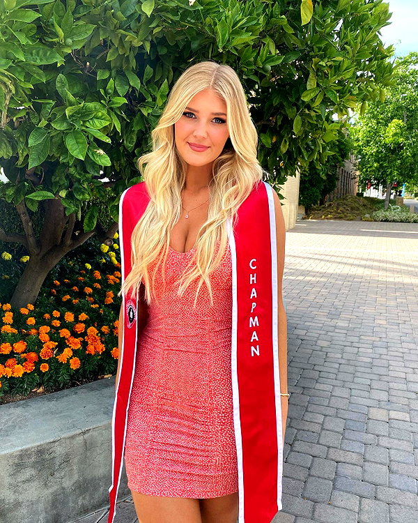 allie_dunn instagram image archive image