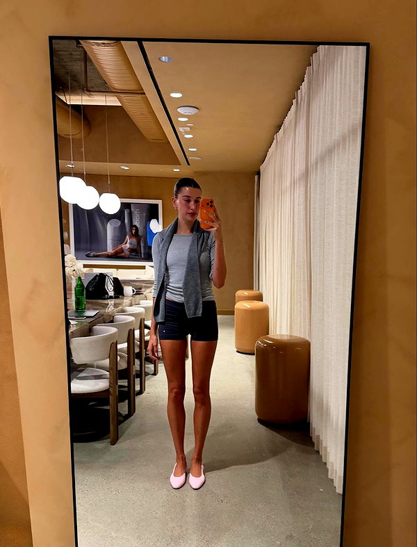 haileybieber instagram image archive image