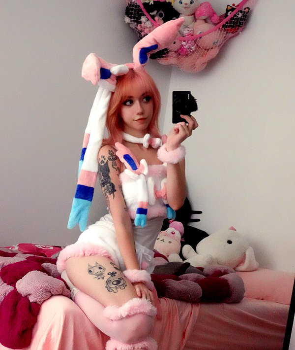 Archived image from @iluvmeww on Instagram