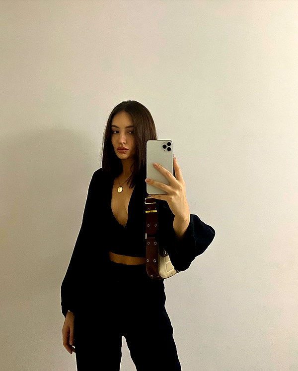 veroni22ka instagram image archive image