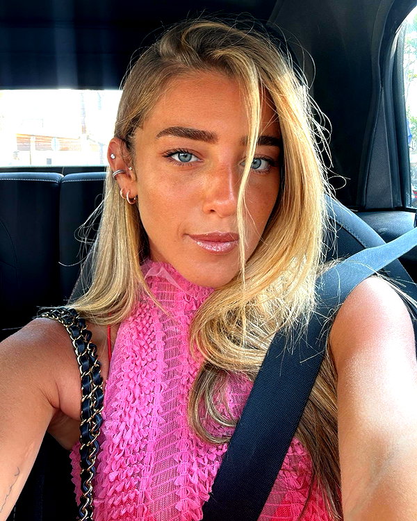 annezivi instagram image archive image