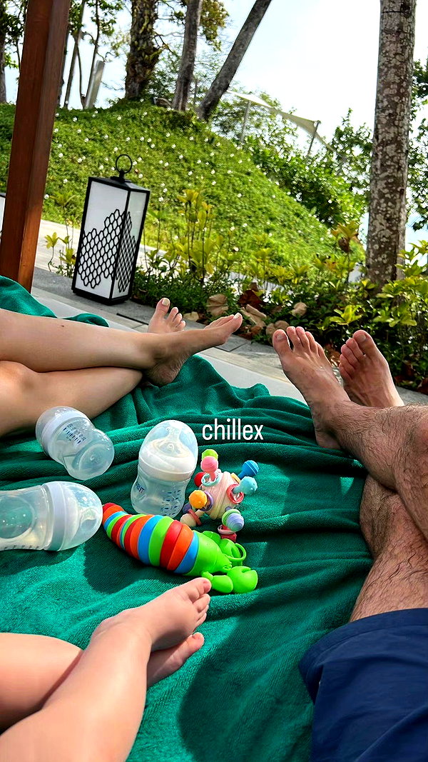 barzomer instagram image archive image