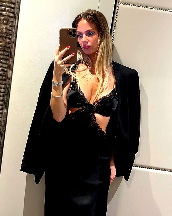 barzomer instagram image archive image