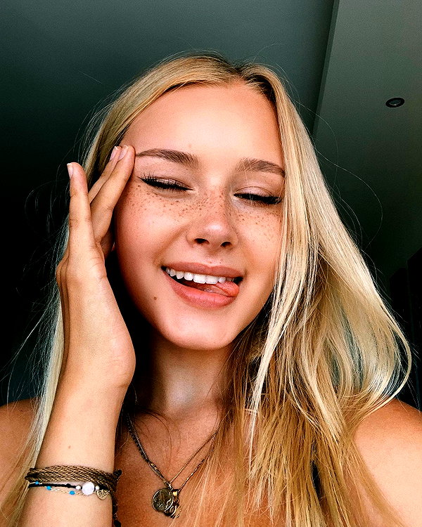 lilih instagram image archive image