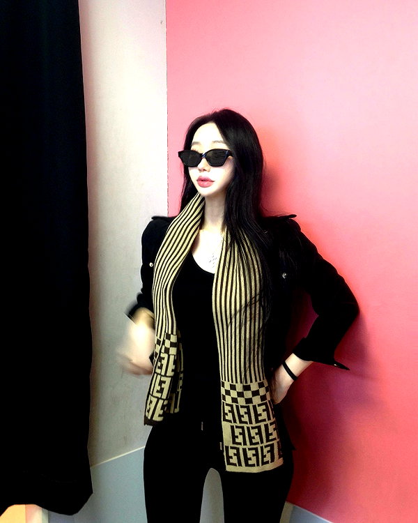 _suxung instagram image archive image