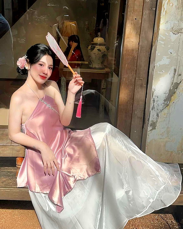 lyhythuedoxinh instagram image archive image
