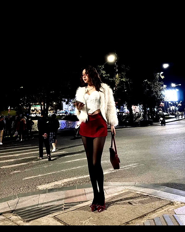 lyhythuedoxinh instagram image archive image