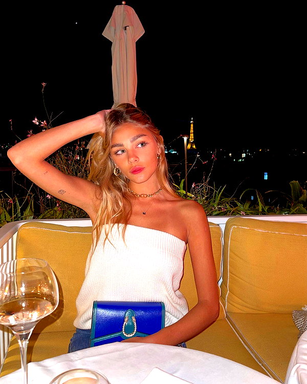 maya.keyy instagram image archive image