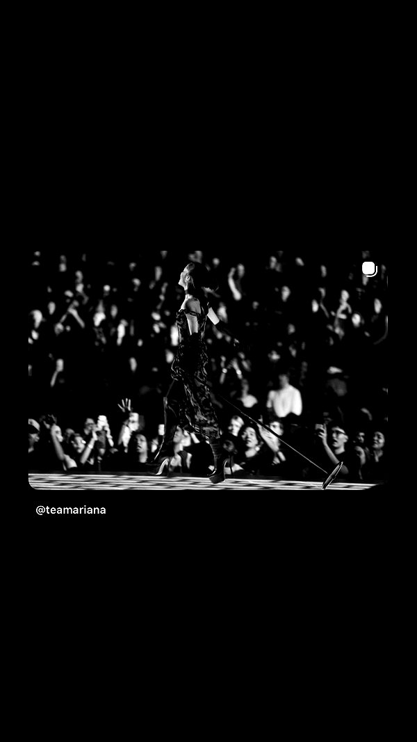 arianagrande instagram image archive image