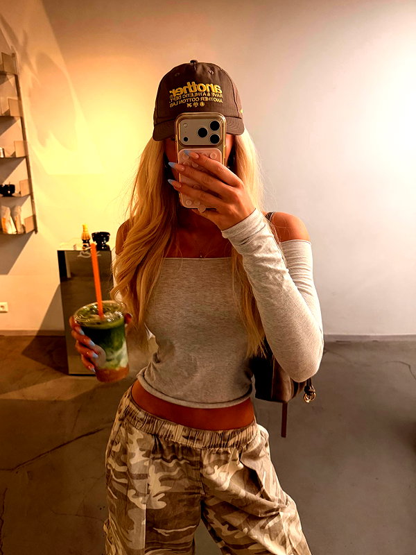 sophiecharlotth instagram image archive image
