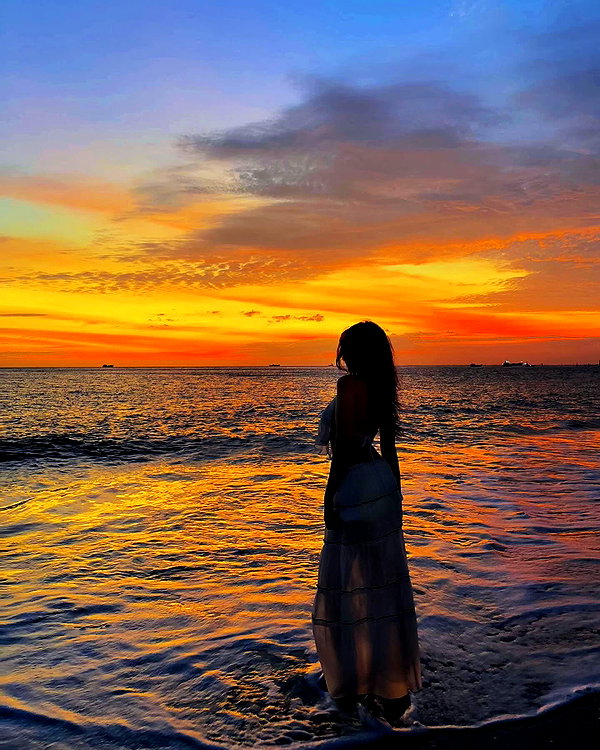 lyhythuedoxinh instagram image archive image