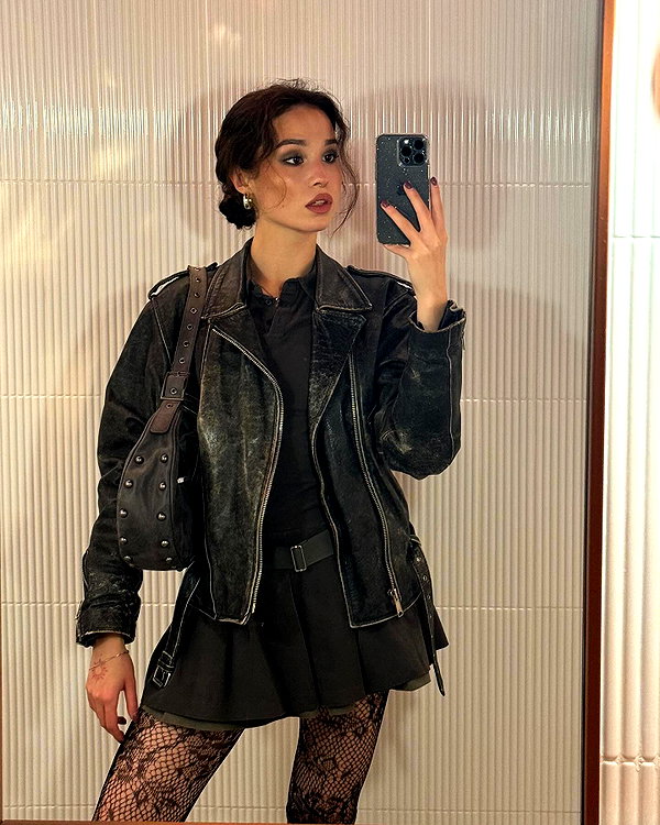 anzhelater instagram image archive image