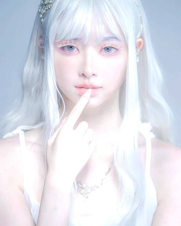muze instagram image archive image