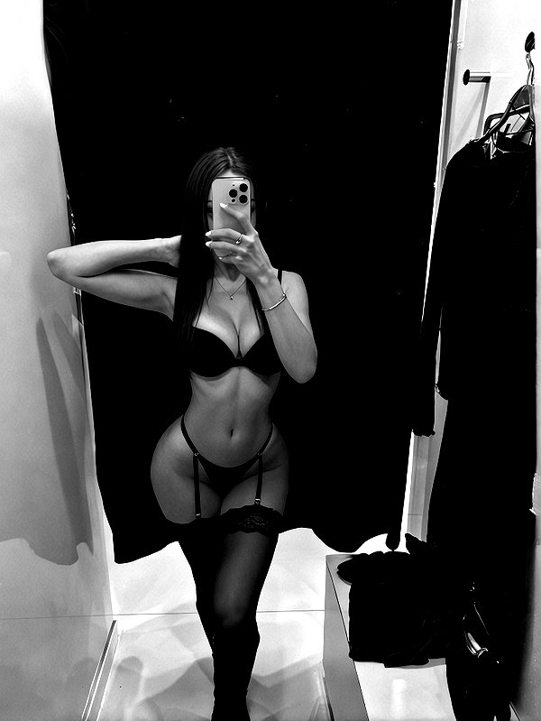aliadyym instagram image archive image