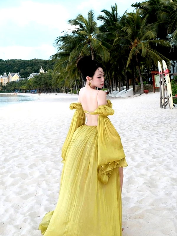 lyhythuedoxinh instagram image archive image