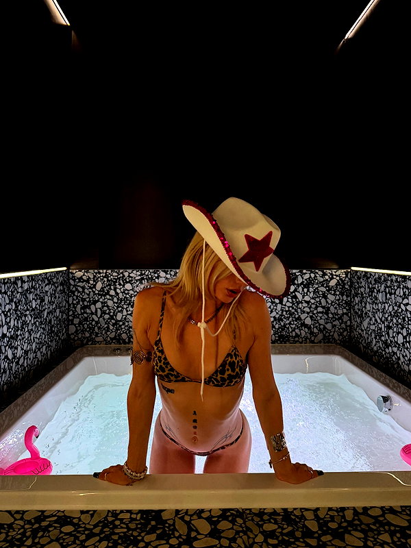 bymonamarie instagram image archive image