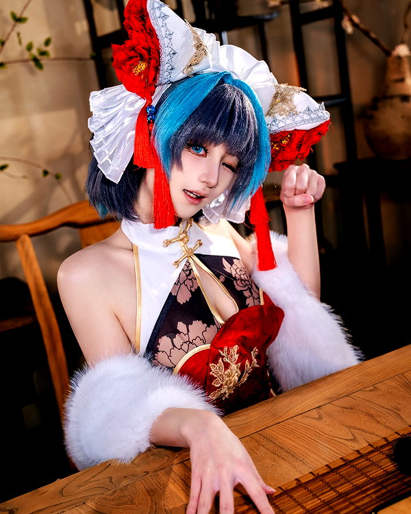 miee_cos instagram image archive image