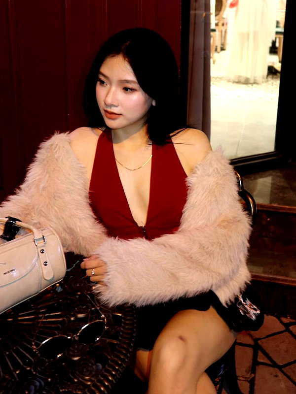 lyhythuedoxinh instagram image archive image