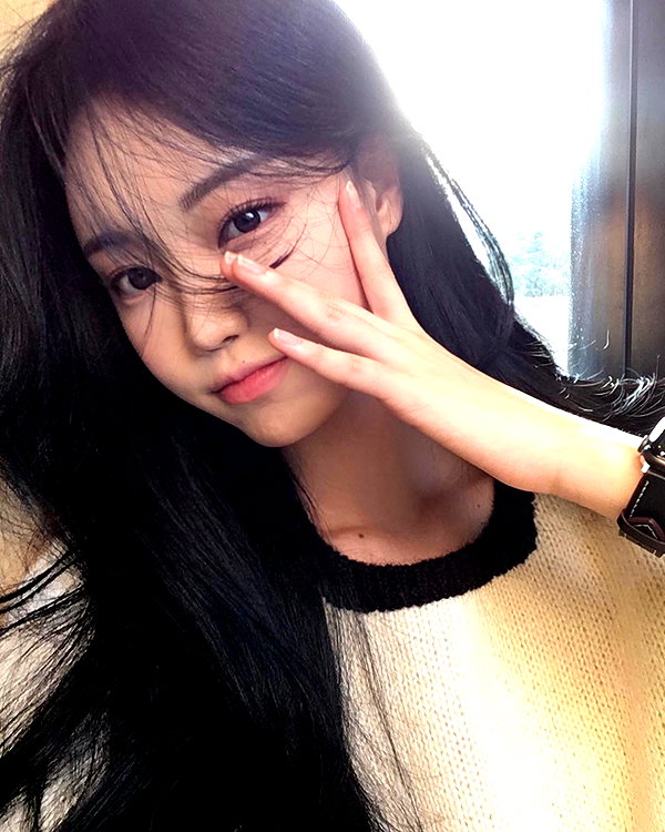 daxbin instagram image archive image