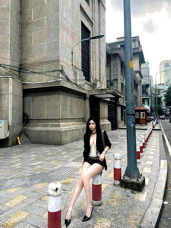 lyhythuedoxinh instagram image archive image