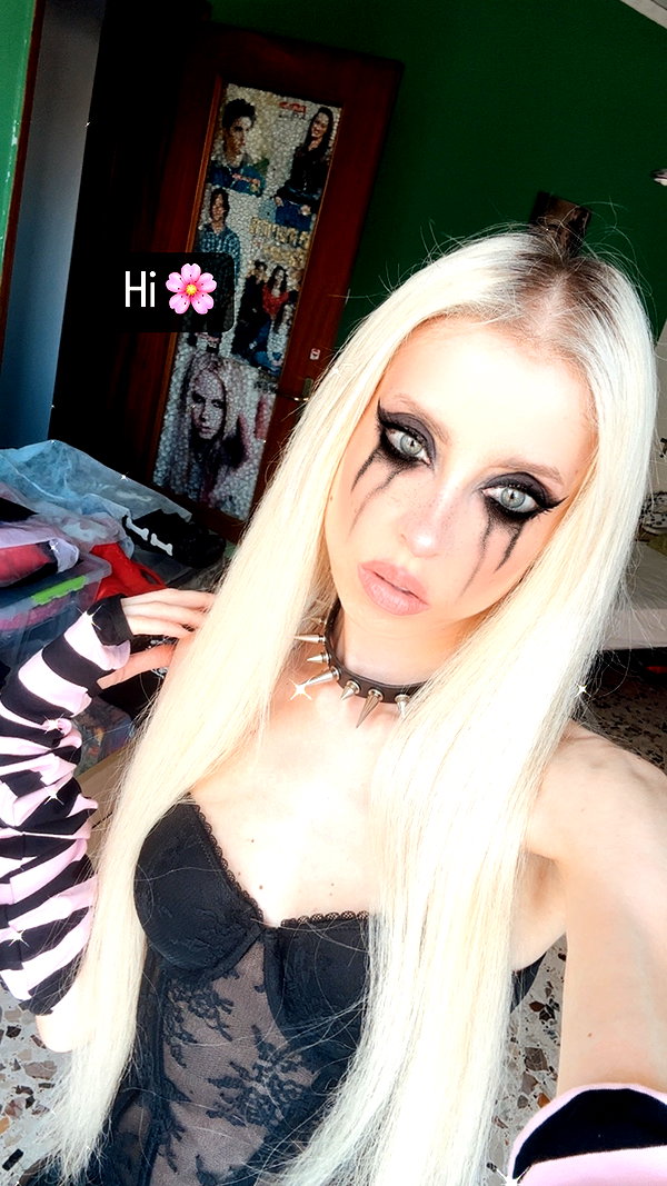 roxiechelon2 instagram image archive image