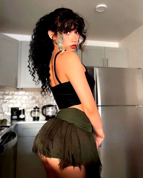 newmakeupgoddess instagram image archive image