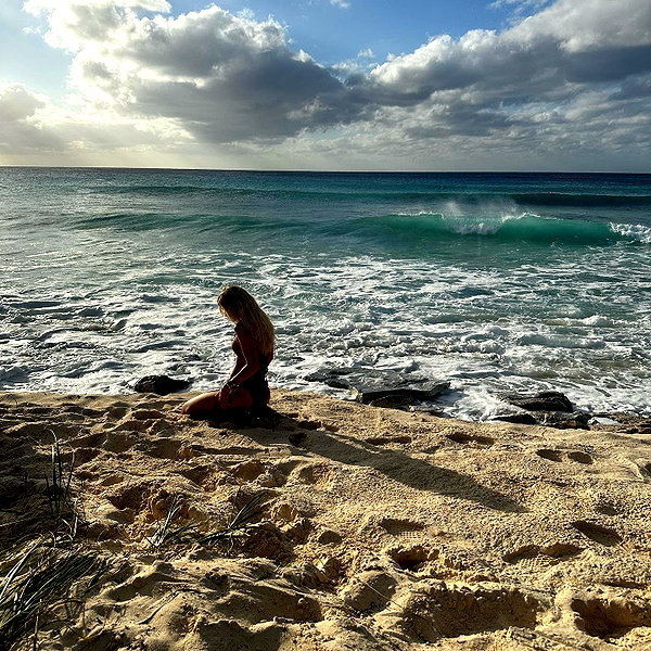 gigihadid instagram image archive image