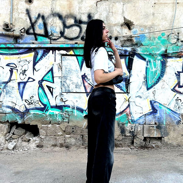 ayash.hila instagram image archive image