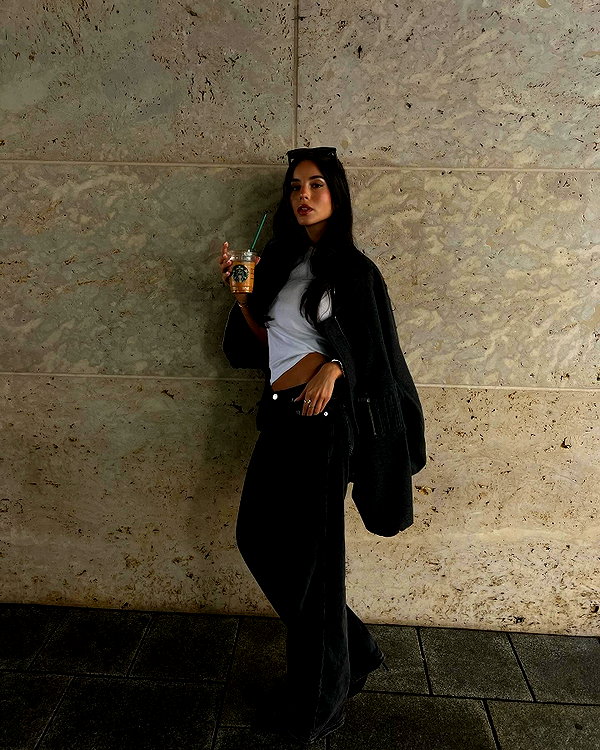 zoeliss instagram image archive image