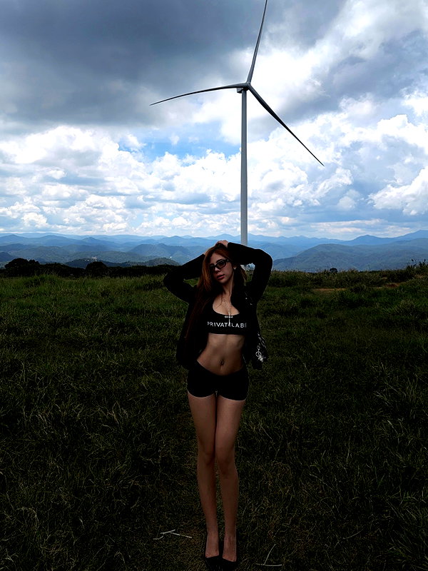 lyhythuedoxinh instagram image archive image