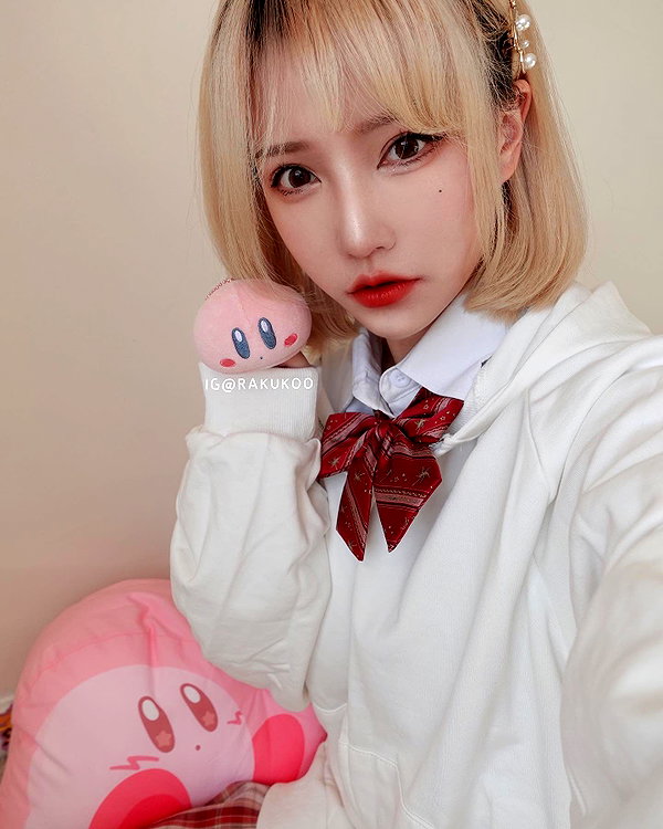 rakukoo instagram image archive image