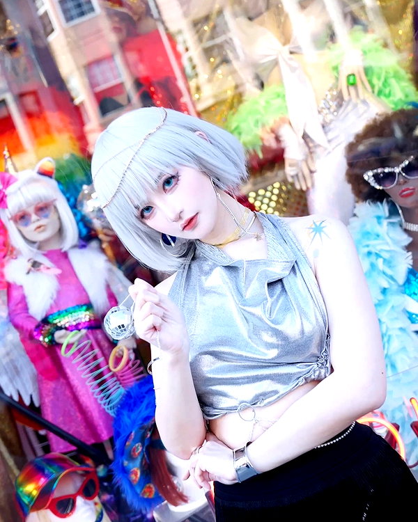miee_cos instagram image archive image
