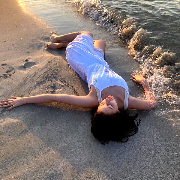 veroni22ka instagram image archive image