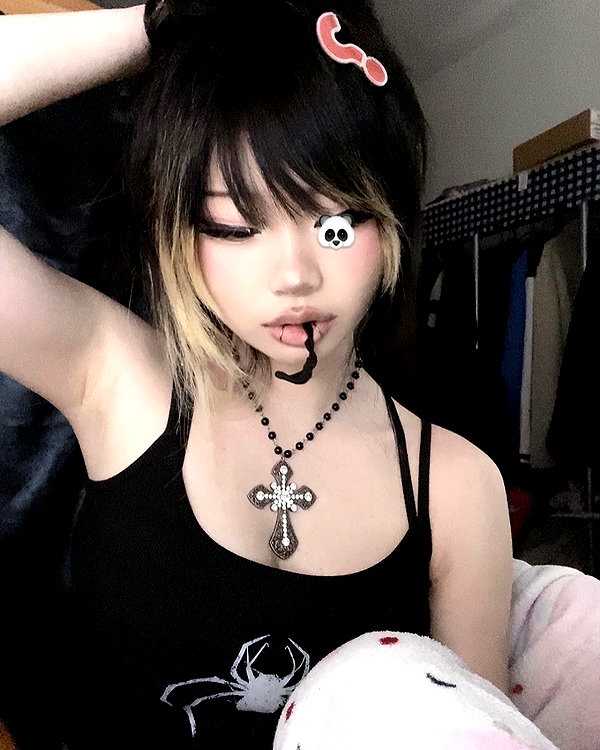 vixeniaaa instagram image archive image