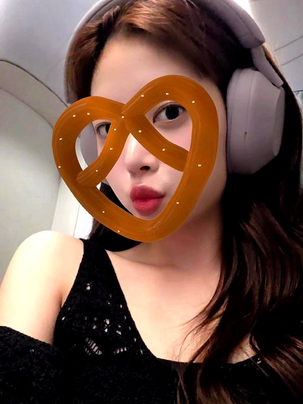 hhh.e_c.v instagram image archive image