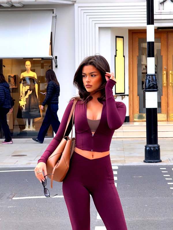 oliviaphillipps instagram image archive image