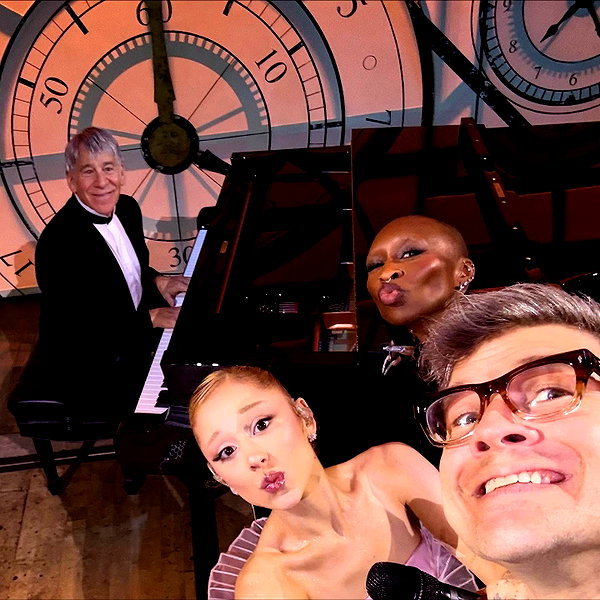arianagrande instagram image archive image