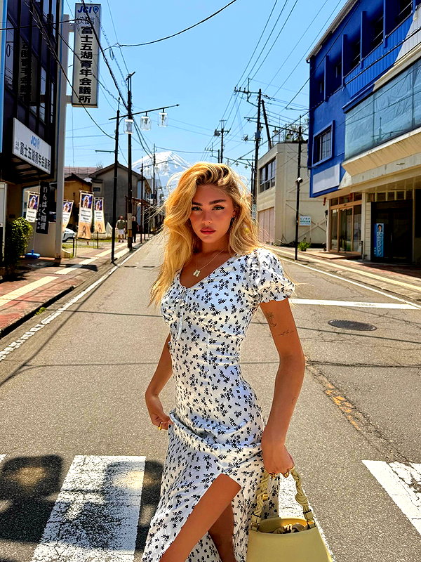 maya.keyy instagram image archive image