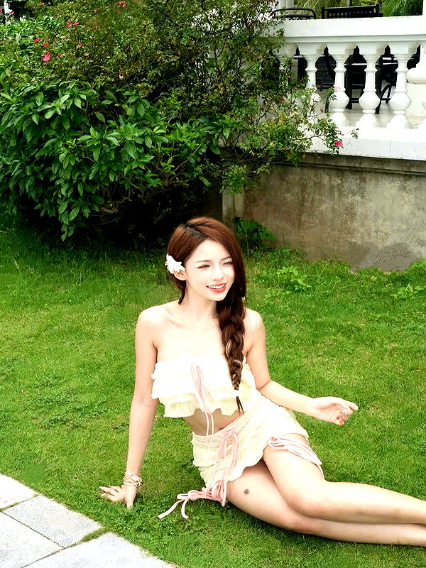 lyhythuedoxinh instagram image archive image