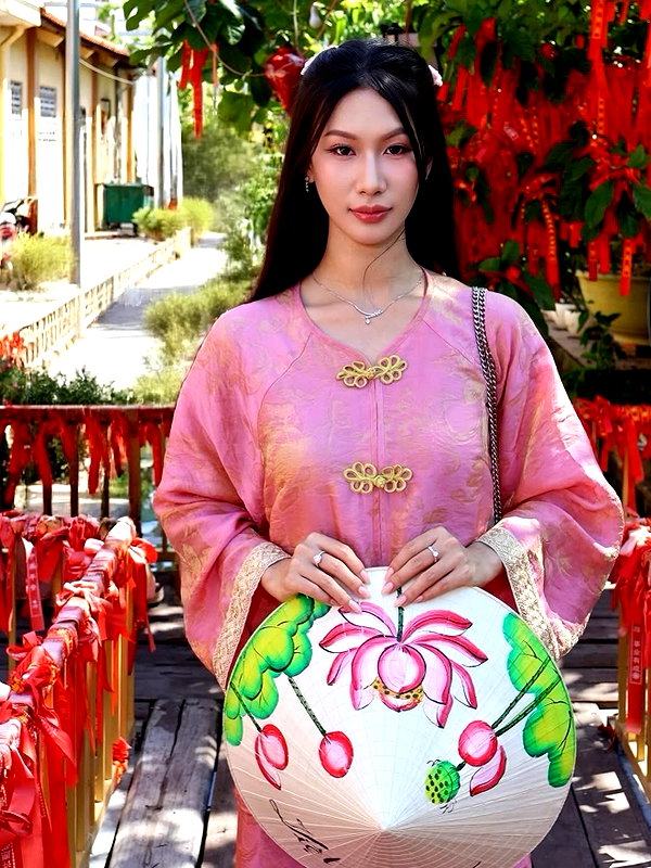 lyhythuedoxinh instagram image archive image