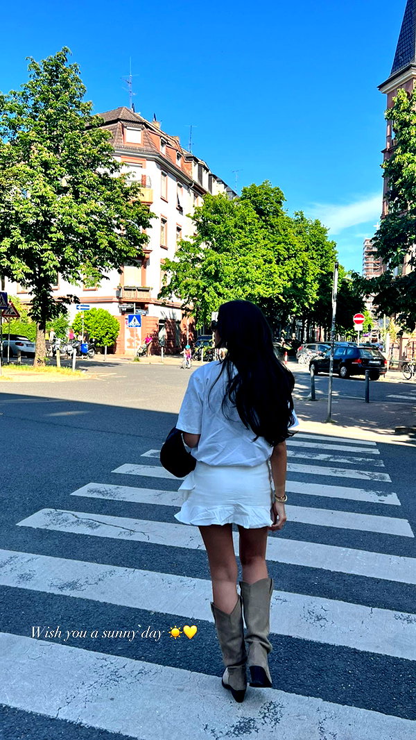 zoeliss instagram image archive image