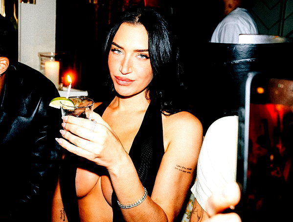staskaranikolaou instagram image archive image