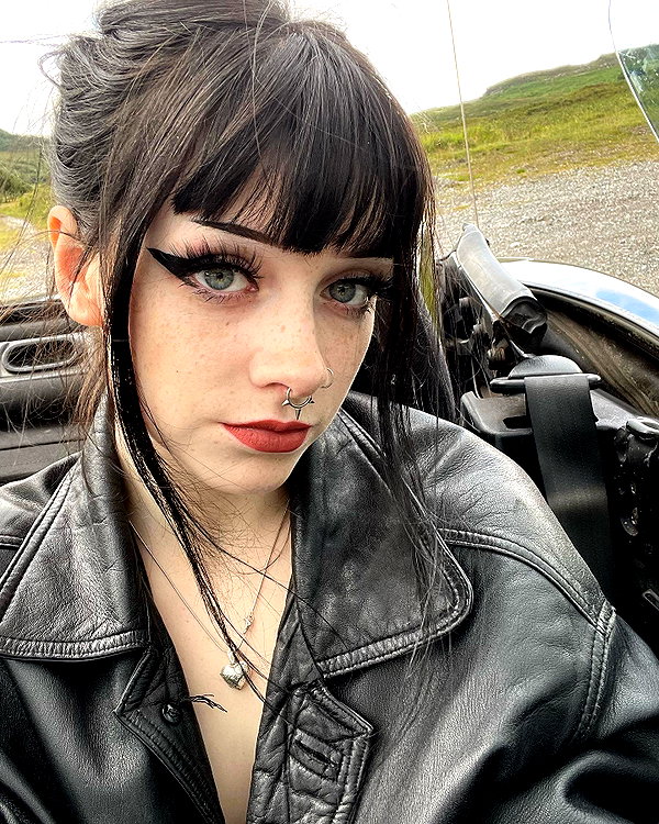 jahia_brown instagram image archive image