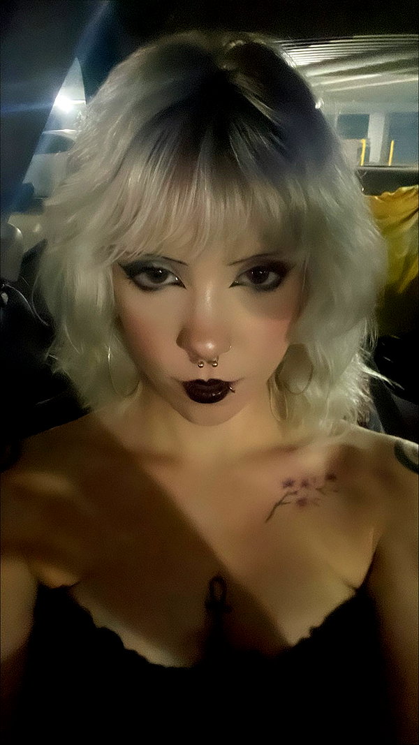haileylayfield instagram image archive image