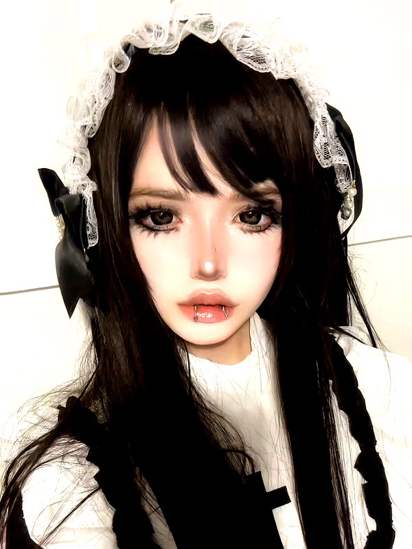 mie.llune instagram image archive image