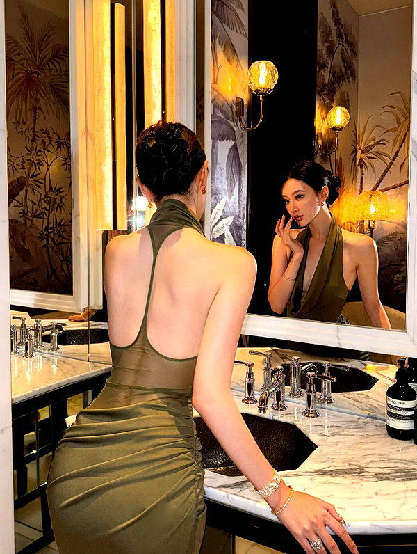 fair_mua instagram image archive image