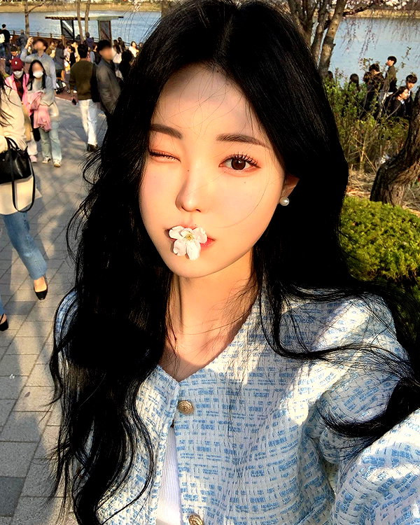 daxbin instagram image archive image