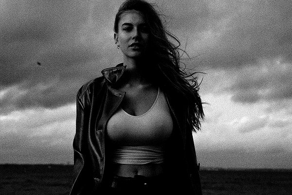 pia__kim instagram image archive image